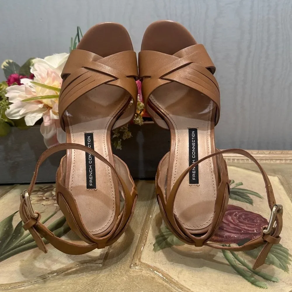 French Connection Gilda Safari Sand Platform Sandals Neutral Sz 8